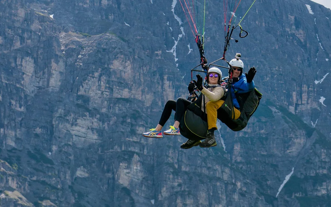 Tandem Paragliding Experience in Tirol Image 4