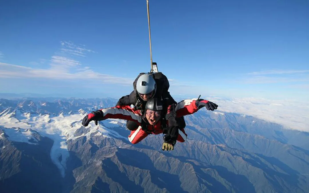 Tandem Skydive at Franz Josef: 10,000ft, 13,000ft, 16,500ft or 18,000ft Image 2