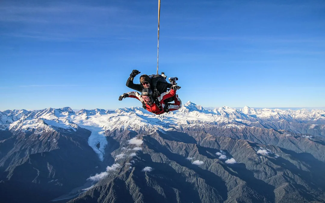 Tandem Skydive at Franz Josef: 10,000ft, 13,000ft, 16,500ft or 18,000ft Image 3