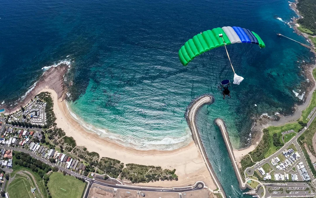 Tandem Skydive at Shellharbour Beach Image 10