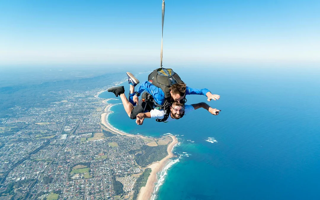 Tandem Skydive at Wollongong Beach Image 4