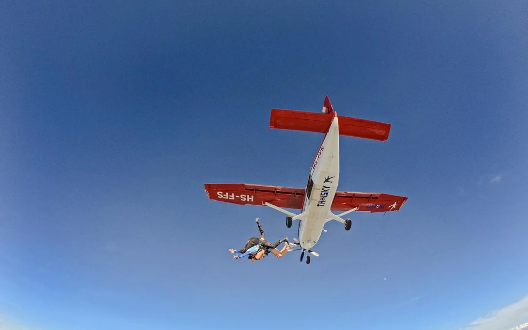 Tandem Skydive in Pattaya: 13,000 ft Jump with Hotel Transfers Image 3