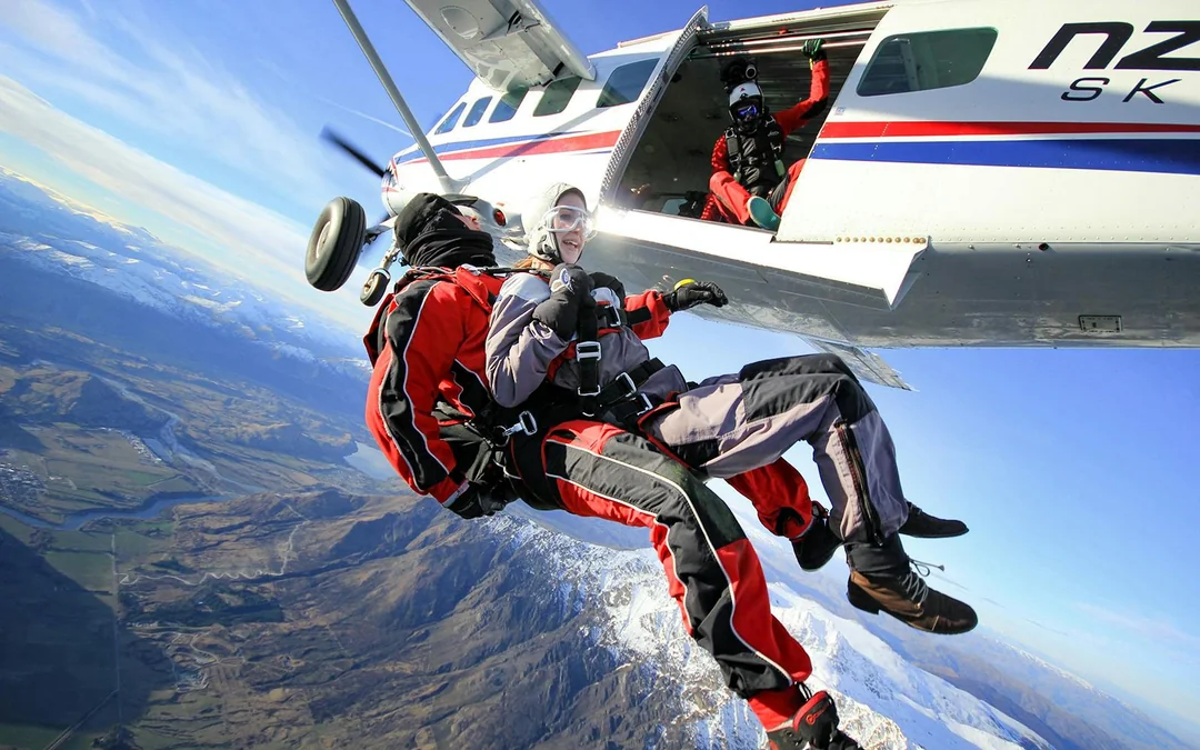 Tandem Skydiving at Queenstown Image 2