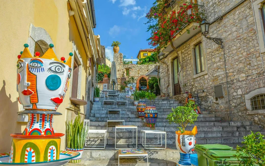 Taormina-Isola Bella-Castelmola tour Image 3