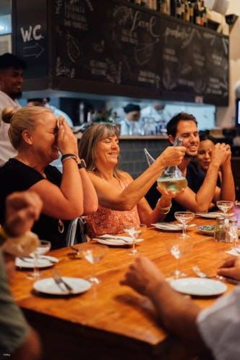 Tapas and wine experience walking tour in Barcelona