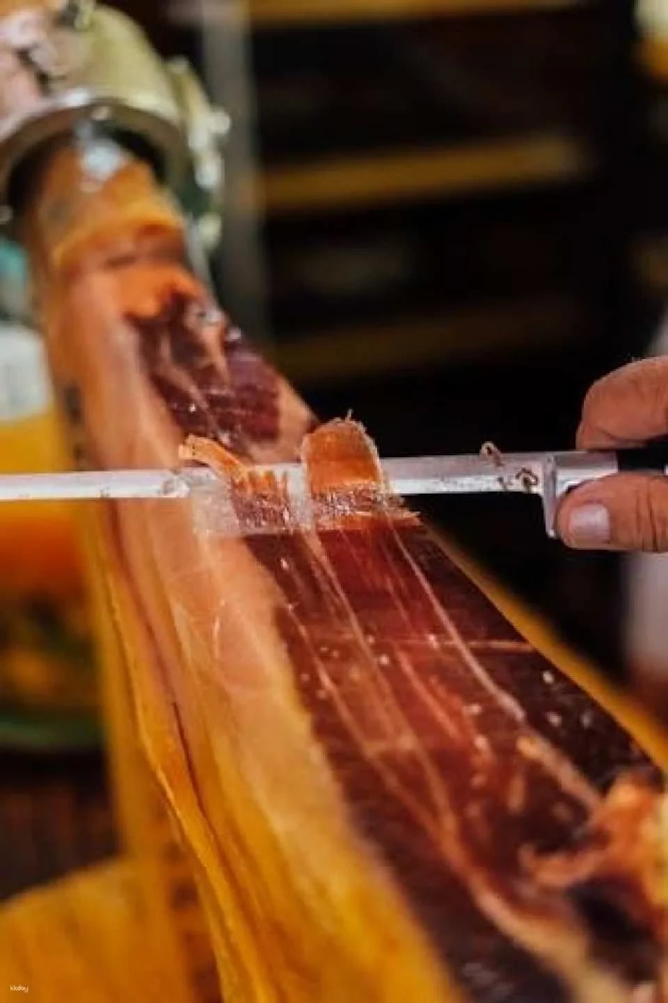 Tapas and wine experience walking tour in Barcelona