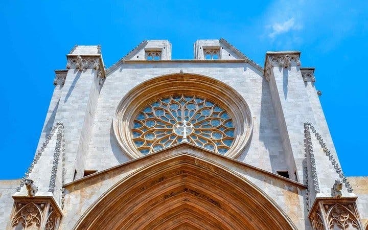Tarragona Self-Guided Walking Tour on Mobile App Image 2