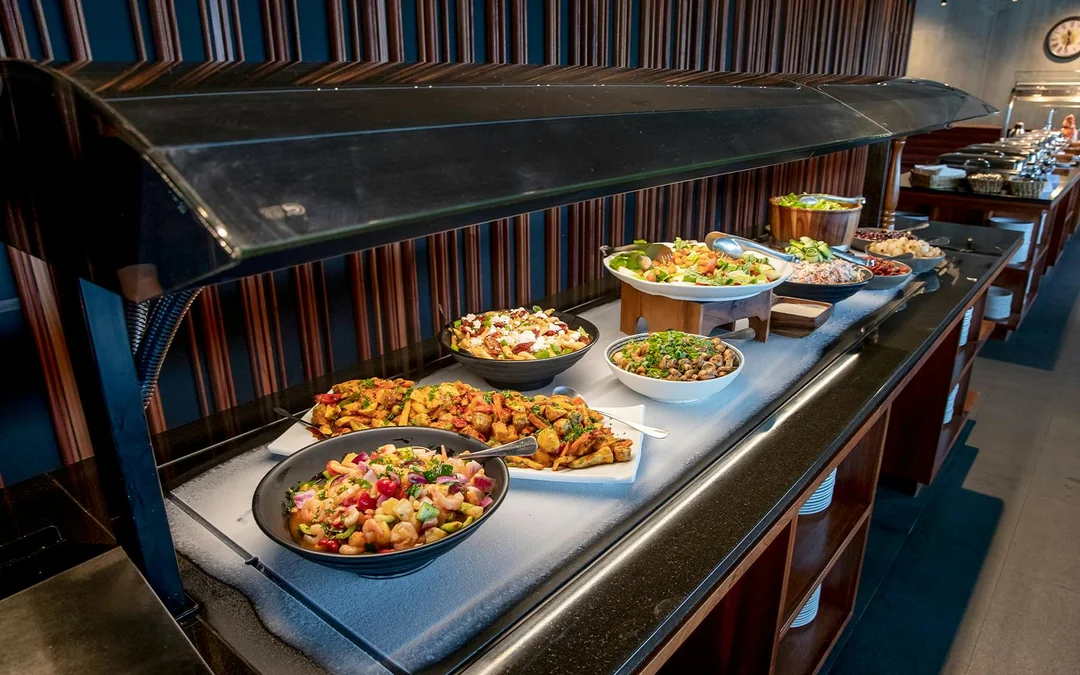 Te Puia: Te Pō Combo with Guided Tour, Cultural Performance & Hangi Buffet Dinner Image 3