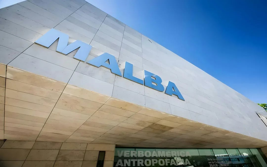 Teatro Colón and MALBA Tickets with City Walking Tour Image 4