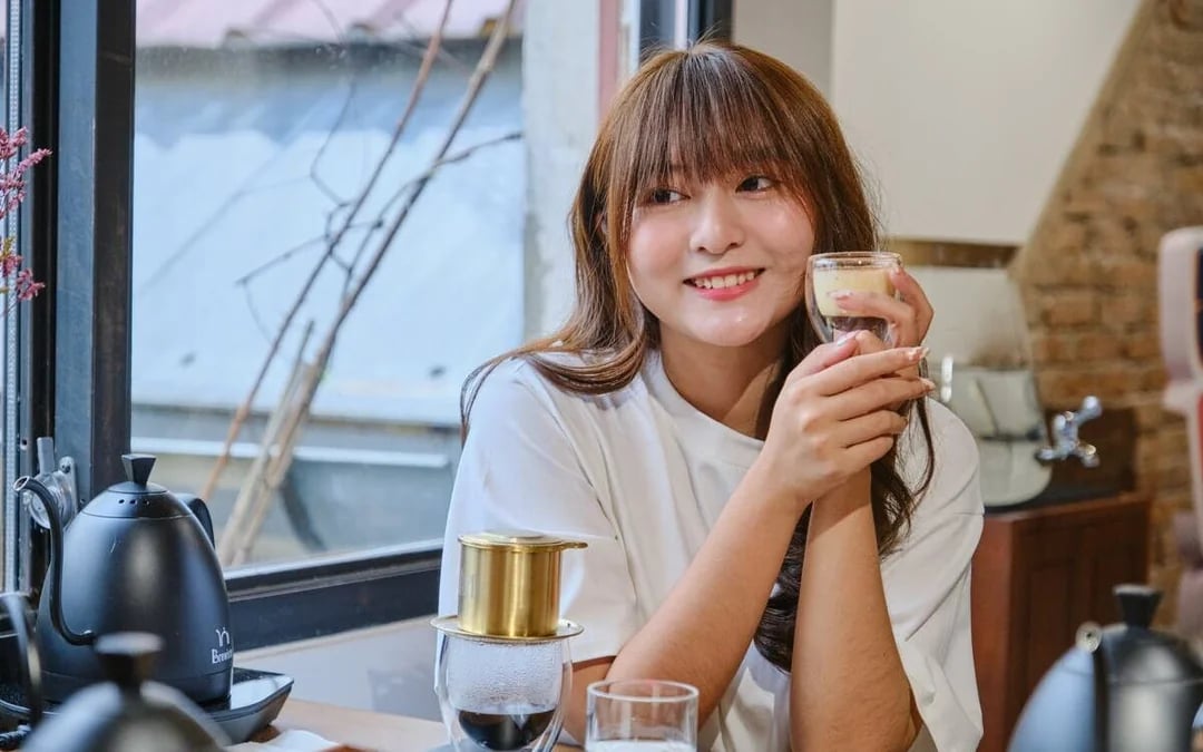 Techniques & Secrets Behind the Famed Vietnamese Egg Coffee Image 7