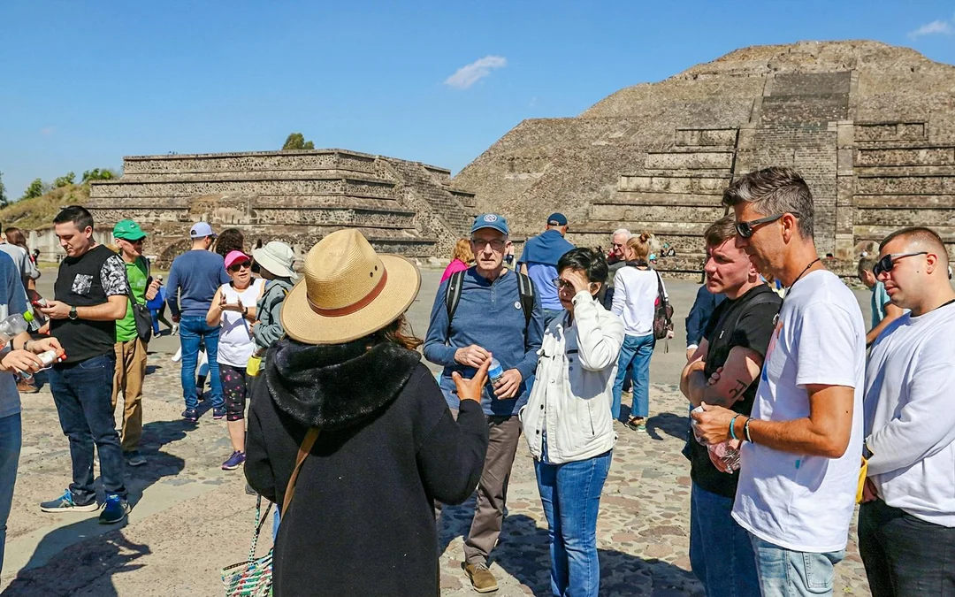 Teotihuacán Hot Air Balloon Flight with Optional Guided Tour & Transfers Image 4