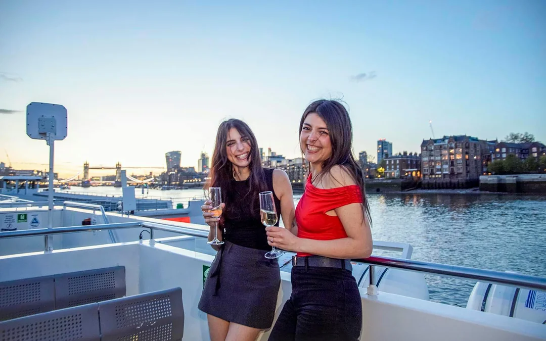Thames River Evening Cruise with Sunset Views, Sparking Wine & Canapés Image 5