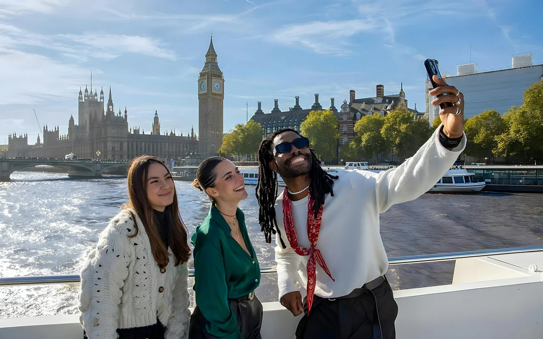 Thames Sightseeing Cruise with Flexible Time and Departure Pier Image 3