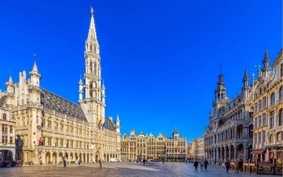 The Brussels Brain Chase: Self-Guided City Exploration Game Image 1