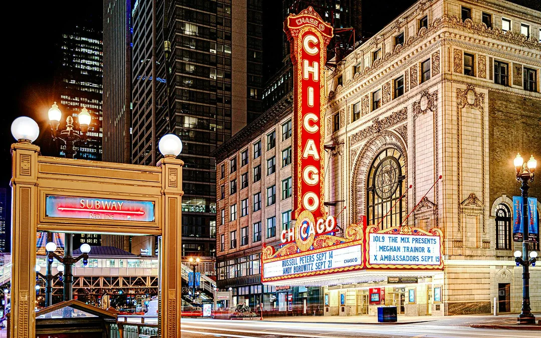 The Chicago Theatre Tour Experience Image 1
