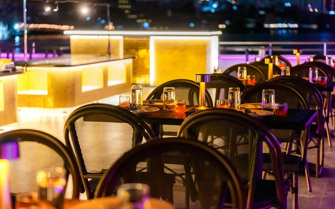 The Newest Luxury 5-Star Chao Phraya Dinner Cruise  Image 4