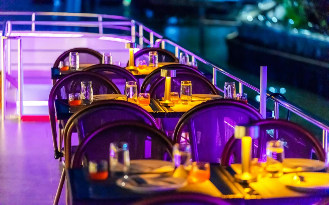 The Newest Luxury 5-Star Chao Phraya Dinner Cruise Image 6
