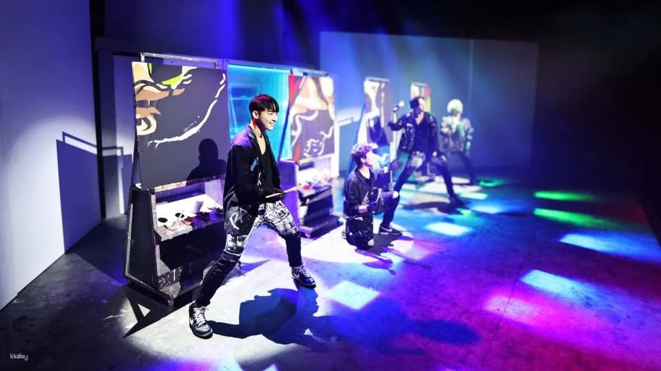 THE PAINTERS : Live Art K-pop Dance Show in Seoul
