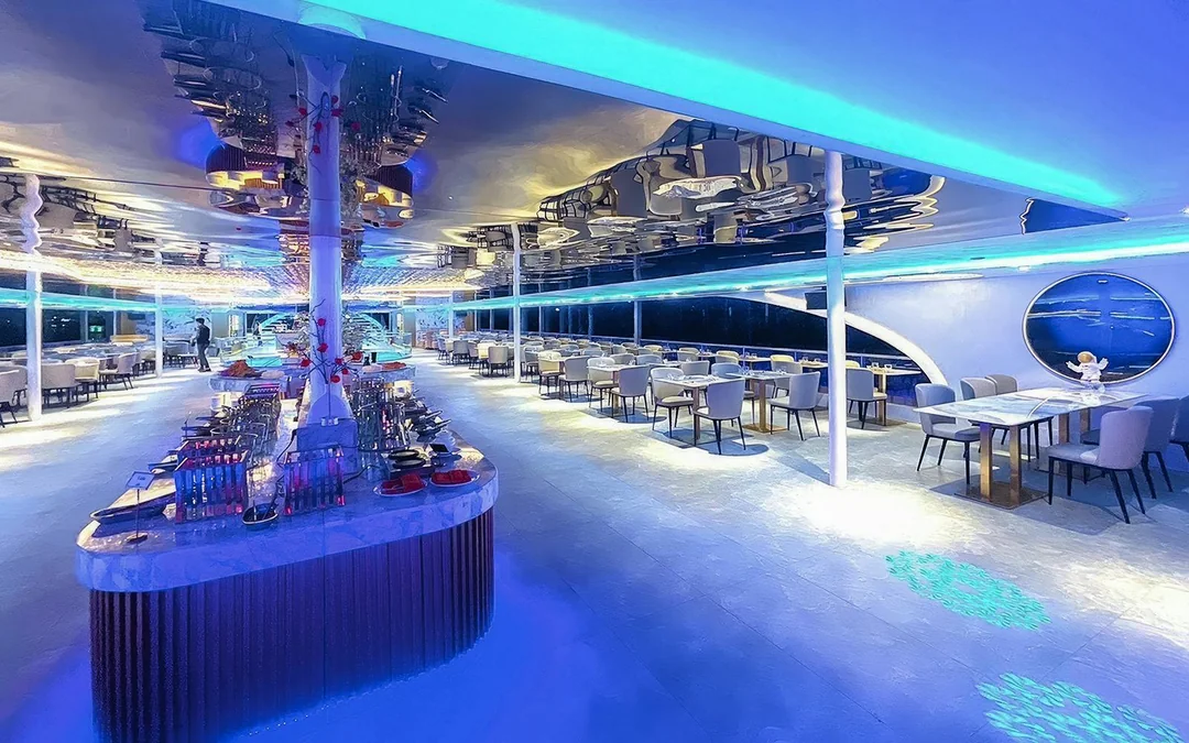 The Planet Cruise with International Buffet Dinner Image 4