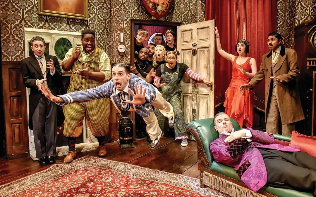 The Play That Goes Wrong Image 4