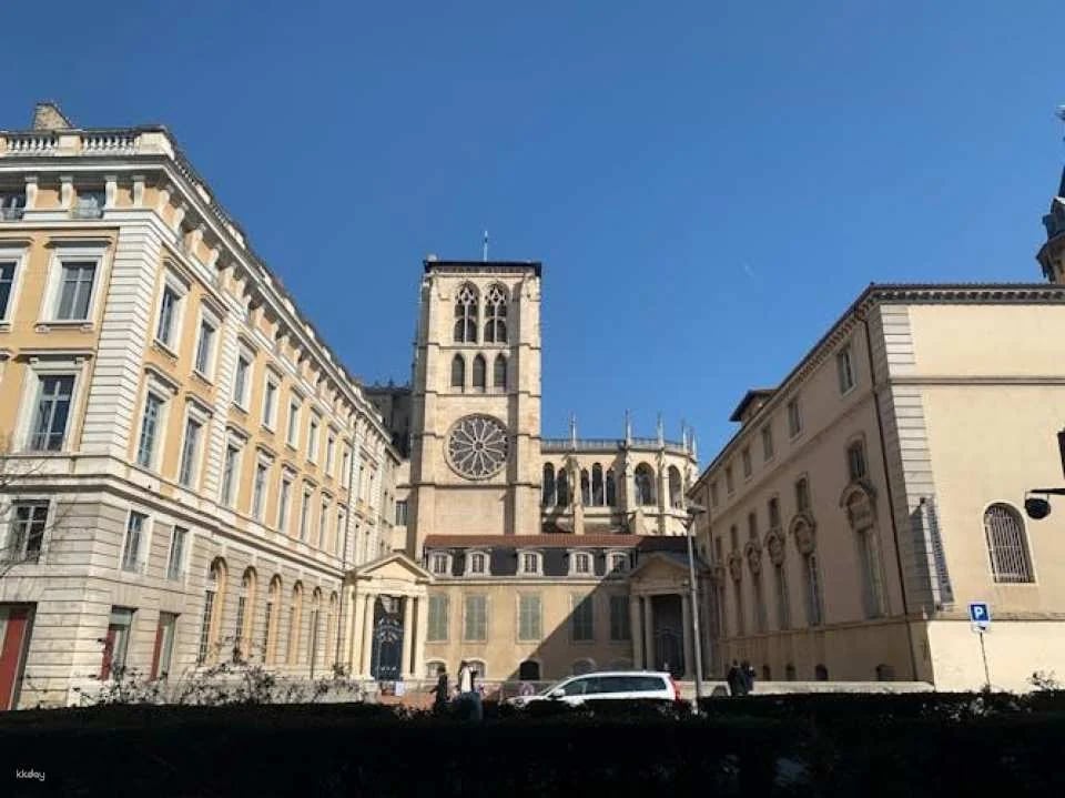 The return of Giovanni, outdoor city game in Lyon
