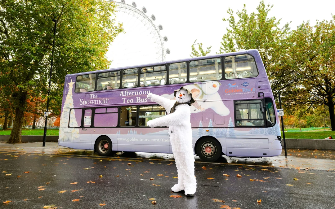 The Snowman™ Afternoon Tea Bus Tour Image 1