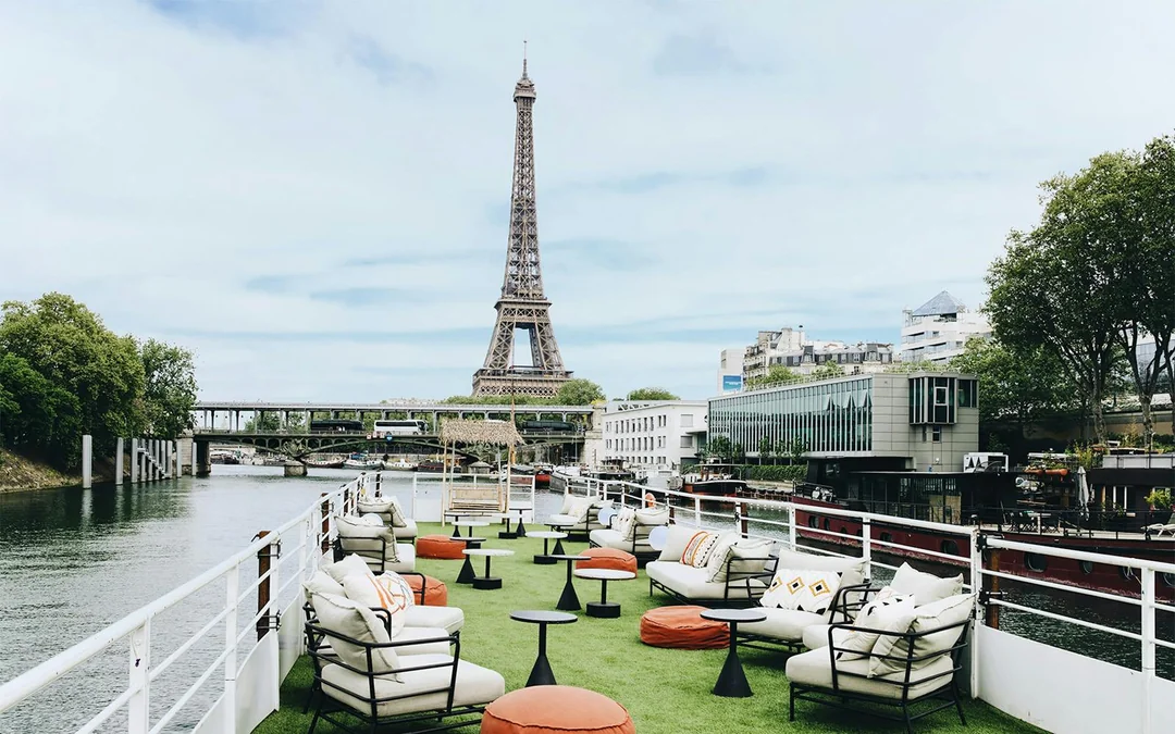 Théo Boat Seine River Brunch Cruise with Italian Menu Image 1