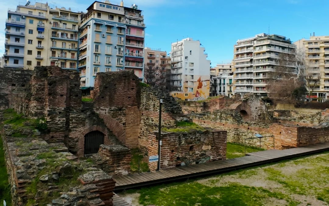Thessaloniki Small-Group Hidden Bars Walking Tour With Drinks and Savoury Bites Image 1