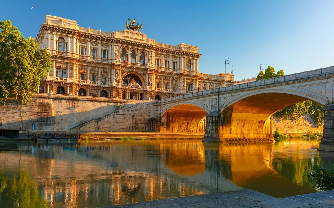 Tiber River Aperitif Cruise Image 3