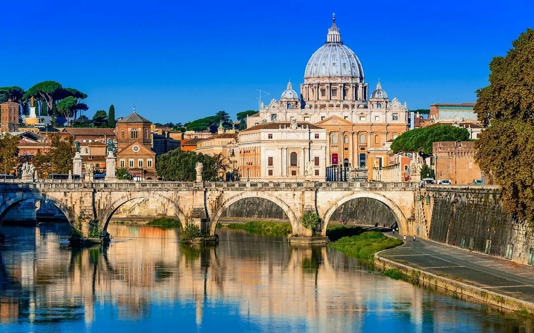 Tiber River Aperitif Cruise Image 7