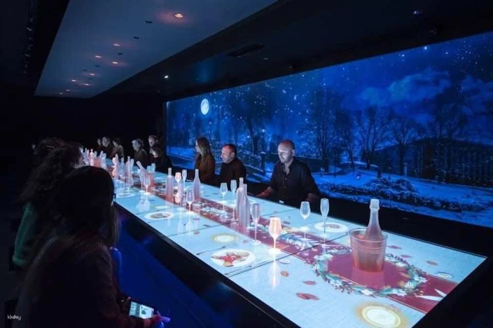 Ticket to La Cité du Vin with Wine Tasting