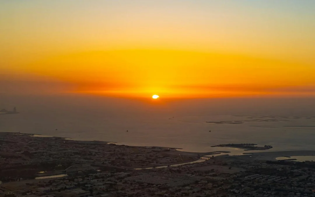 Tickets for Burj Khalifa At The Top - Level 124 Sunrise Experience + Morning Treat Image 2