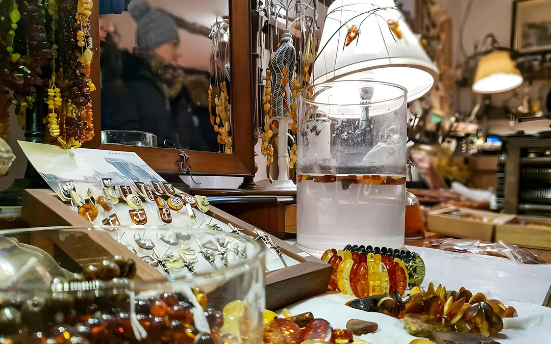Tickets to 1.5-Hour Amber Workshop in Gdańsk Image 8