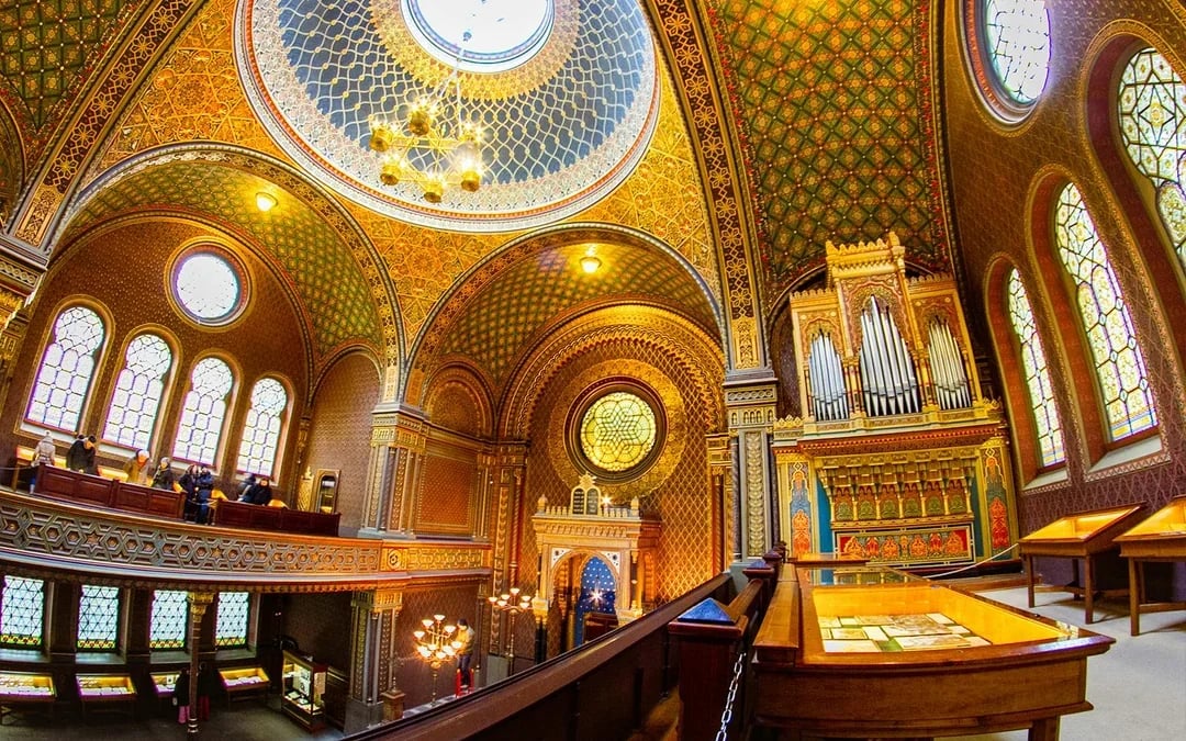 Tickets to a Classical Concert in the Spanish Synagogue Image 4