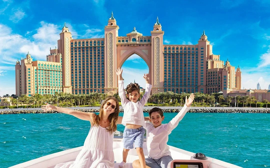 Tickets to Atlantis Scenic Cruise in Dubai Image 2