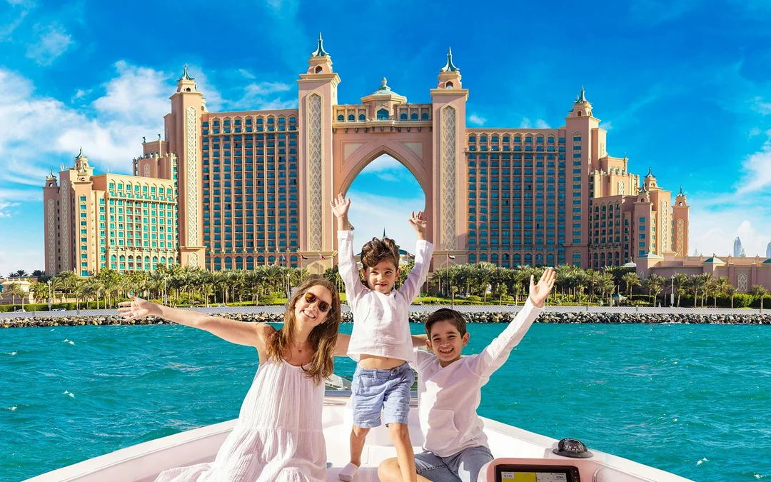 Tickets to Atlantis Scenic Cruise in Dubai Image 2