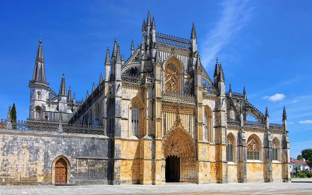Tickets to Batalha Monastery Image 1