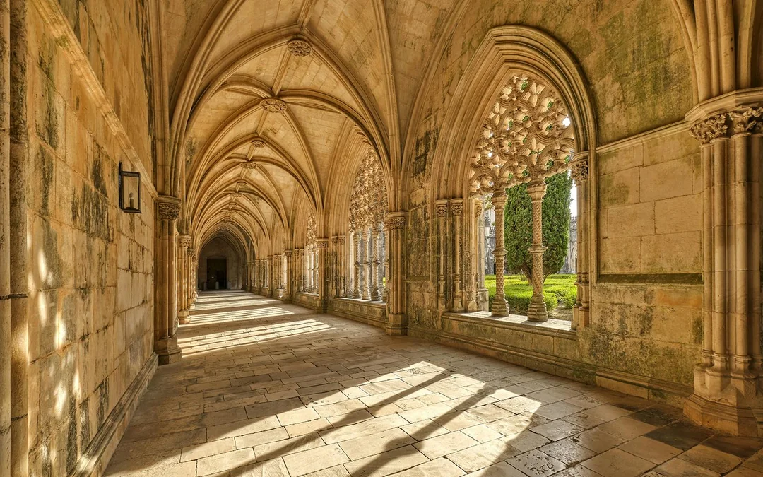 Tickets to Batalha Monastery Image 5