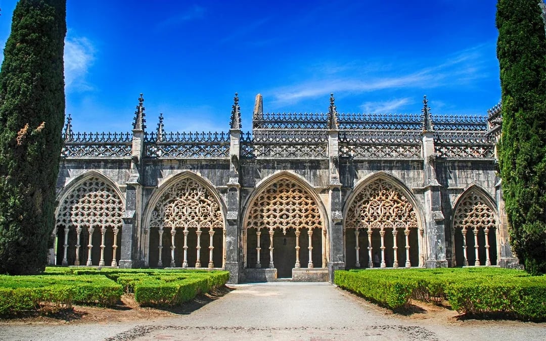 Tickets to Batalha Monastery Image 6