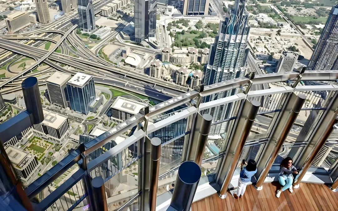 Tickets to Burj Khalifa At the Top: Level 124 & 125 with Meal at Rooftop at The Burj Club Image 5