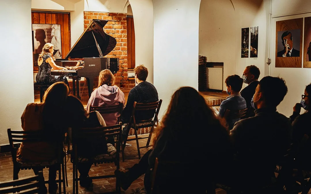 Tickets to Chopin's Music Recital at the Pleyel Salon with a Drink Image 2