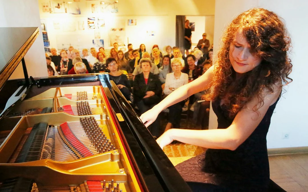 Tickets to Chopin's Music Recital at the Pleyel Salon with a Drink Image 3