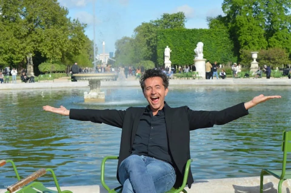 Tickets to How to become Parisian in one hour