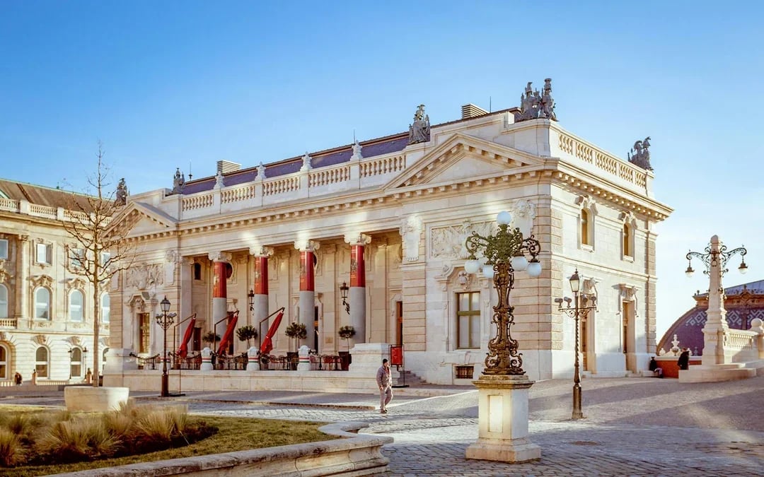 Tickets to Hungarian Royal Guard Exhibition & Royal Riding Hall with a 3-Course Meal in Buda Castle Image 9