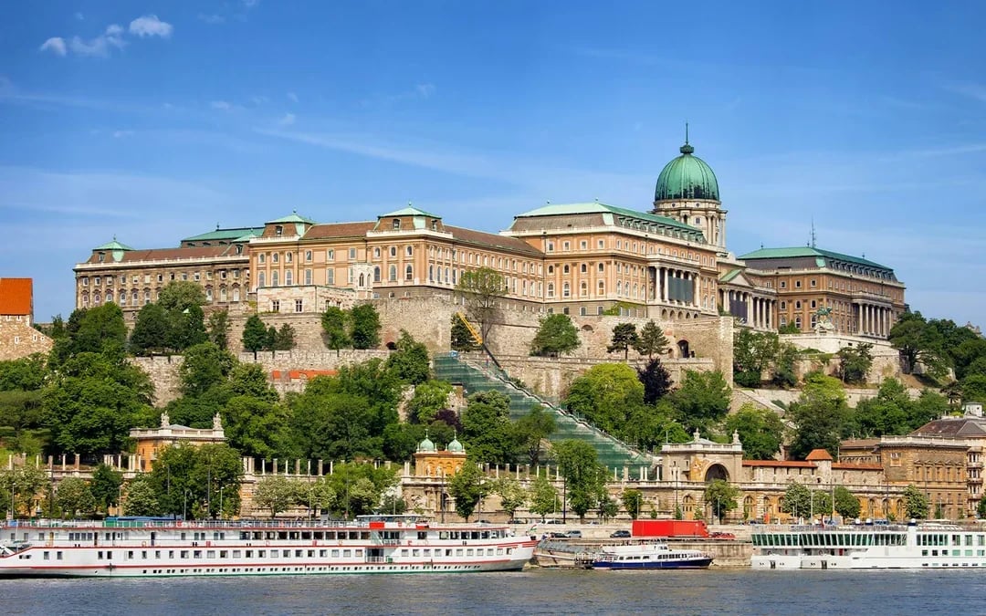 Tickets to Hungarian Royal Guard Exhibition & Royal Riding Hall with a 3-Course Meal in Buda Castle Image 10