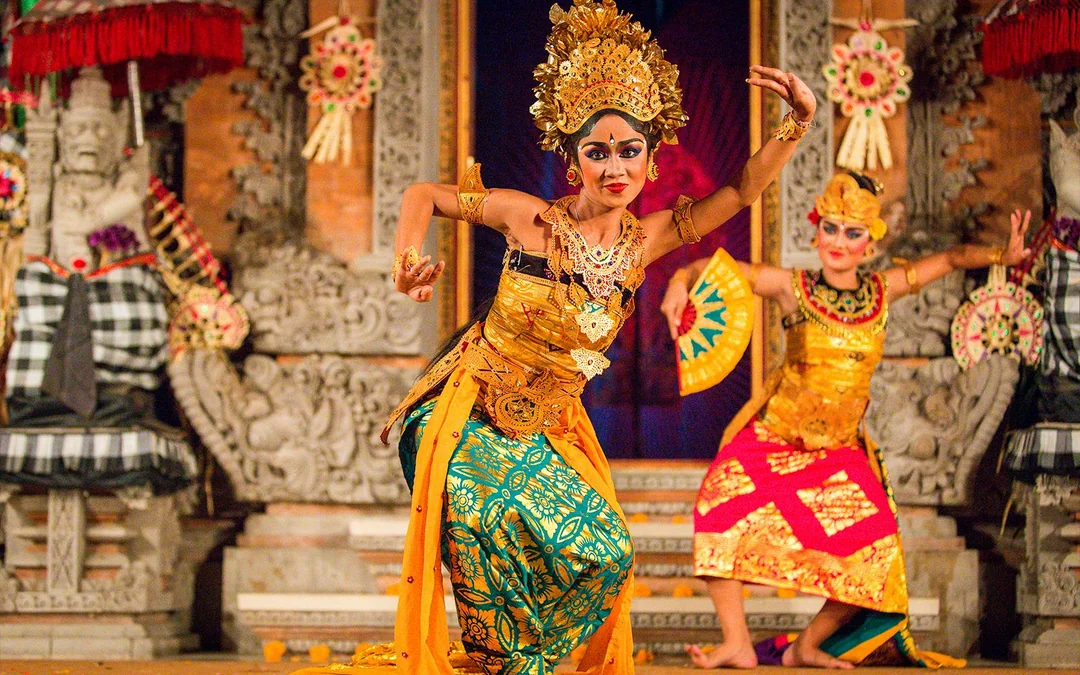 Tickets to Legong Dance Show at Ubud Palace Image 1