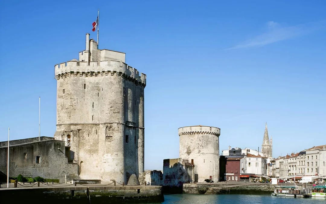 Tickets to Towers of La Rochelle Image 3