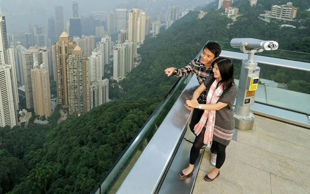 Tickets to Victoria Peak Tram and Sky Terrace 428 Image 6