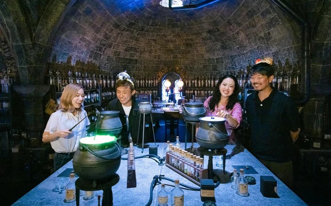 Tickets to Warner Bros. Studio Tour Tokyo - The Making of Harry Potter + Tokyo Subway Access Image 1
