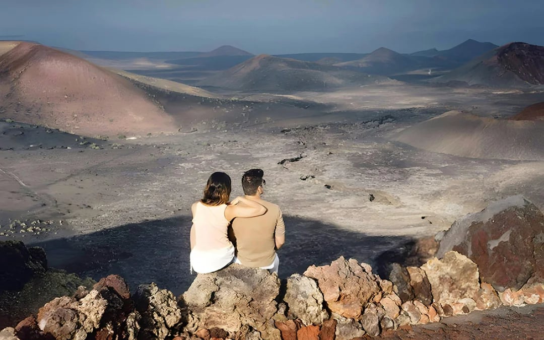 Timanfaya National Park & Lago Verde Tour Image 3